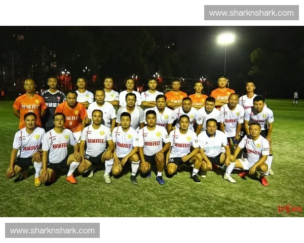 成都草根足球联赛：打造城市足球文化新风尚，助力基层足球发展